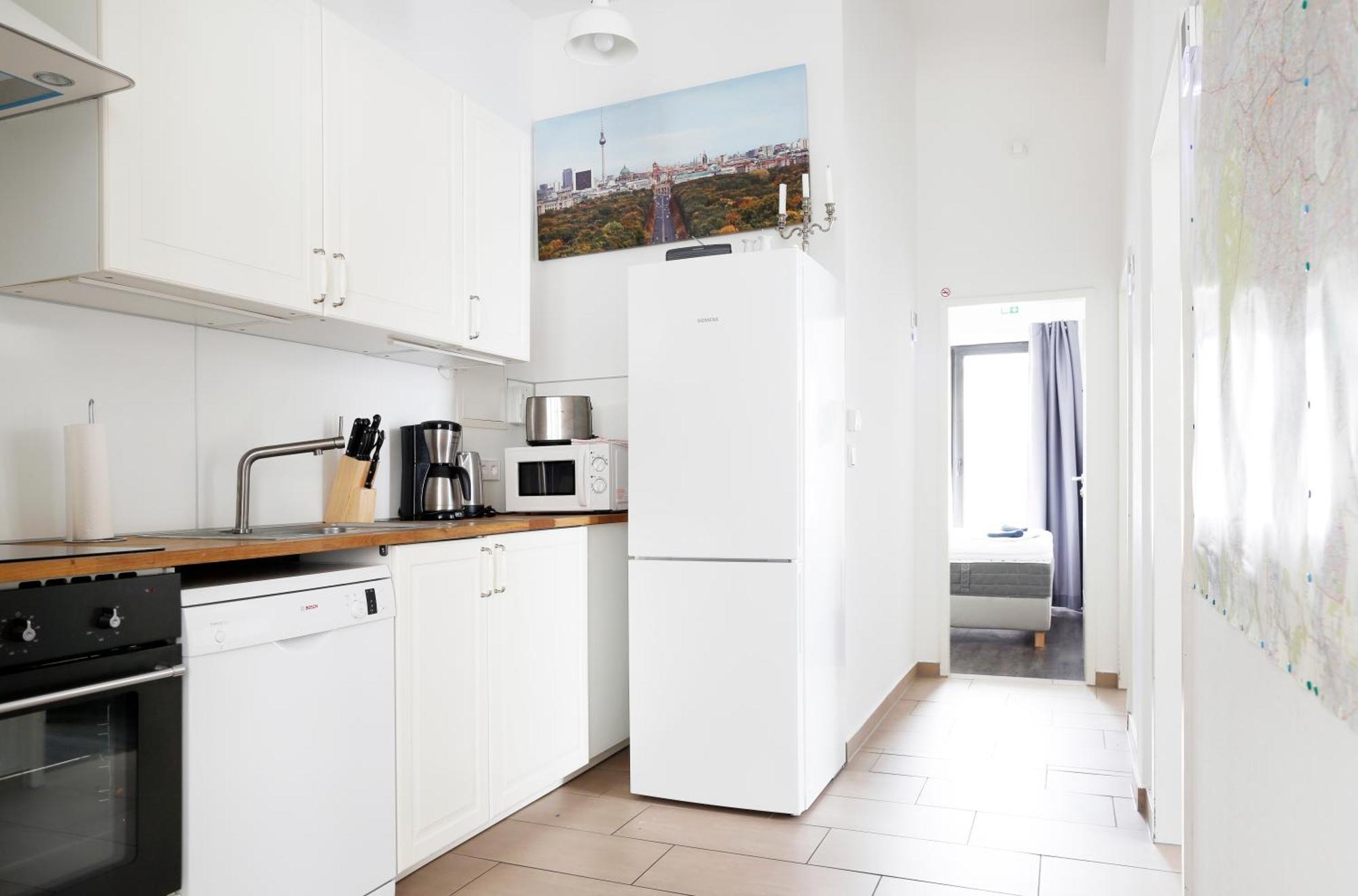 Nieb By Rockchair Apartments L Superhost Status L 3 Bedrooms Boxspringbeds 3 Bathrooms In Center "Kurfuerstendamm" - Cozy Family & Business Flair Welcomes You! Berlim Exterior foto